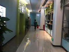 -佳影巨幕影城(萝岗香雪锐丰广场店)