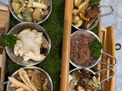 -一朵菌·野生菌探索家火锅(南亚店)