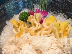 鸡枞拼绣球-纯味斑鱼府(中海环宇荟店)