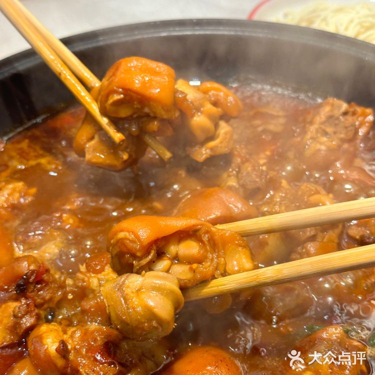 沈阳新晋排队王，禧蹄家猪蹄火锅你值得拥有