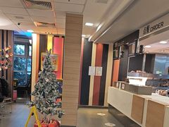 -麦当劳(外高桥DT店)