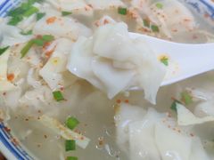 -胖子馄饨坊
