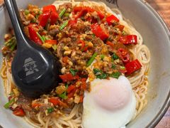 -俏凤凰·苗家酸汤牛肉粉(花城汇南区店)