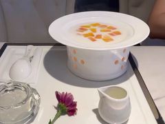 -燕庭·纯燕窝·甜品下午茶(南京西路店)