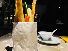 -穹六人间 people 6(岳阳路店)
