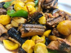 溱湖黄鳝烧板栗-溱湖八鲜菜馆