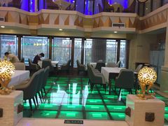 -碧中海汤泉汗蒸酒店