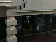 -BOY LONDON(上海佛罗伦萨小镇店)