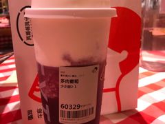 -喜茶(北京华贸购物中心店)