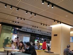 大堂-麦当劳(龙阳路店)