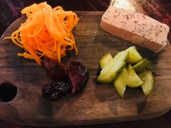 -羽深肉铺 Steak & Wine