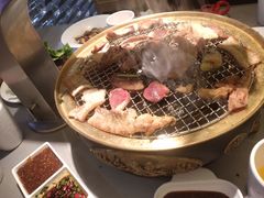 -山焱·炭火自助烤肉(周浦万达店)