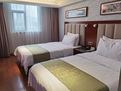 -和颐酒店(广州琶洲会展中心广州塔赤岗地铁站店)