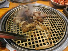 -唯成•韩国炭火烤肉 유성고기