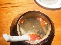 椰子乌鸡汤-点心传说·粤菜点心(佐阾虹湾店)