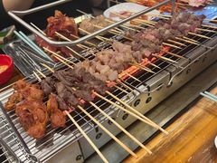 -哈尔滨小酒馆·鲜肉现穿自助烧烤(康新花园店)