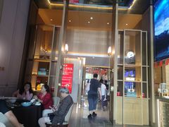 -忆江南·临江鱼馆