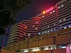 -广东大厦酒店(广州北京路步行街纪念堂地铁站店)
