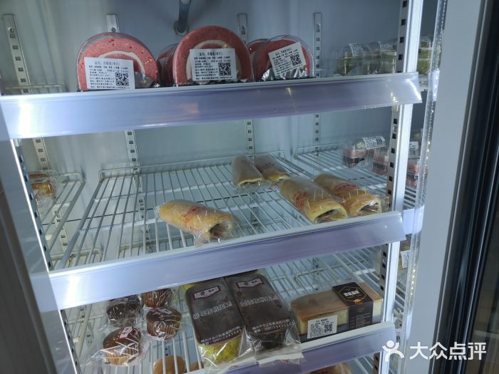 红叶蛋糕(广达路总店)鲜奶核桃卷图片