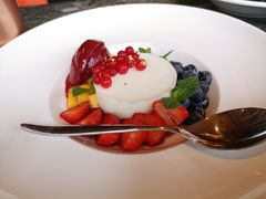 酸奶冻冻-良木缘咖啡西餐(太古里店)