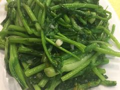 -盛记顺德高佬猪杂粥