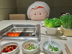 -海底捞火锅鲜切牛肉主题店(长寿路店)