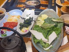 -老牌坊云南鱼豆花火锅(哈西万达店)