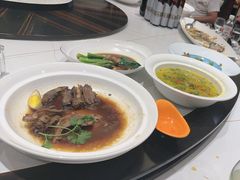 -沪华海鲜大酒楼(南汇店)