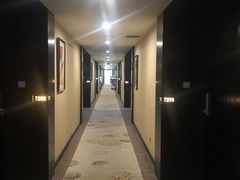 -上海怡沁园度假酒店