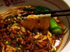 -呷佬·长沙手工米粉(金沙江路店)