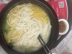 -妈妈故事米线(市府恒隆店)