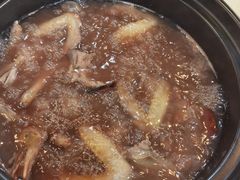 土茯苓鸽子汤-一煲鸽