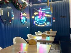 大堂-壹粉屋新疆炒米粉(建外SOHO东区店)