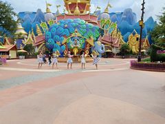 -七彩云南欢乐世界