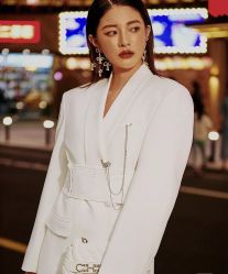 -太郎花子婚纱摄影艺术中心