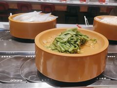 -龍歌自助小火锅(市北CBD万达店)