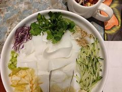 -哈啾嗨·新概念蒙餐(红星新城店)