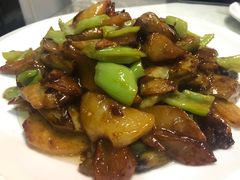 -嘎吧锅私家菜馆(新村十区店)