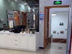-茂菊口腔连锁(浦东南路店)