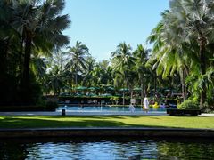 -三亚湾海居铂尔曼度假酒店