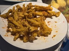 -雪乡人家东北菜·铁锅炖一切(高斯路店)
