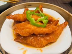 -钟书阁(群光广场店)
