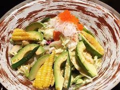 牛油果鲑鱼沙拉-月下料理(楷林IFC店)