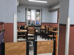 -小红房麻辣烫炸香串