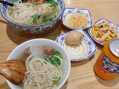 -舌尖尖·兰州牛肉面(浦东机场店)