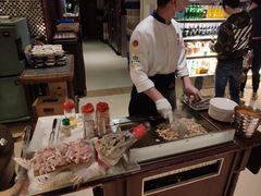 -荣誉国际酒店-云顶旋转餐厅