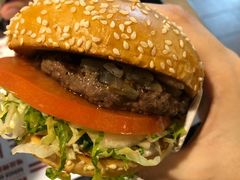 -The Habit Burger Grill 哈比特汉堡(复兴soho店)