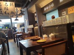 -张翻越·川渝冒菜·武汉黑鸭煲(城北万象城店)