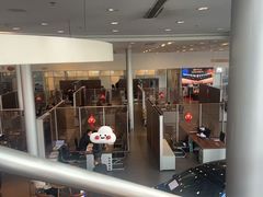 -成都中升之星奔驰4S店