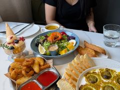 -芳草地西式融合餐厅(回龙窝店)
